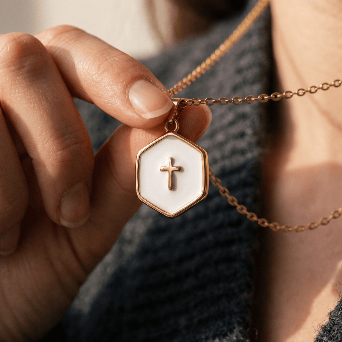 Cross Inside Pearls Necklace - Sunday&Stone