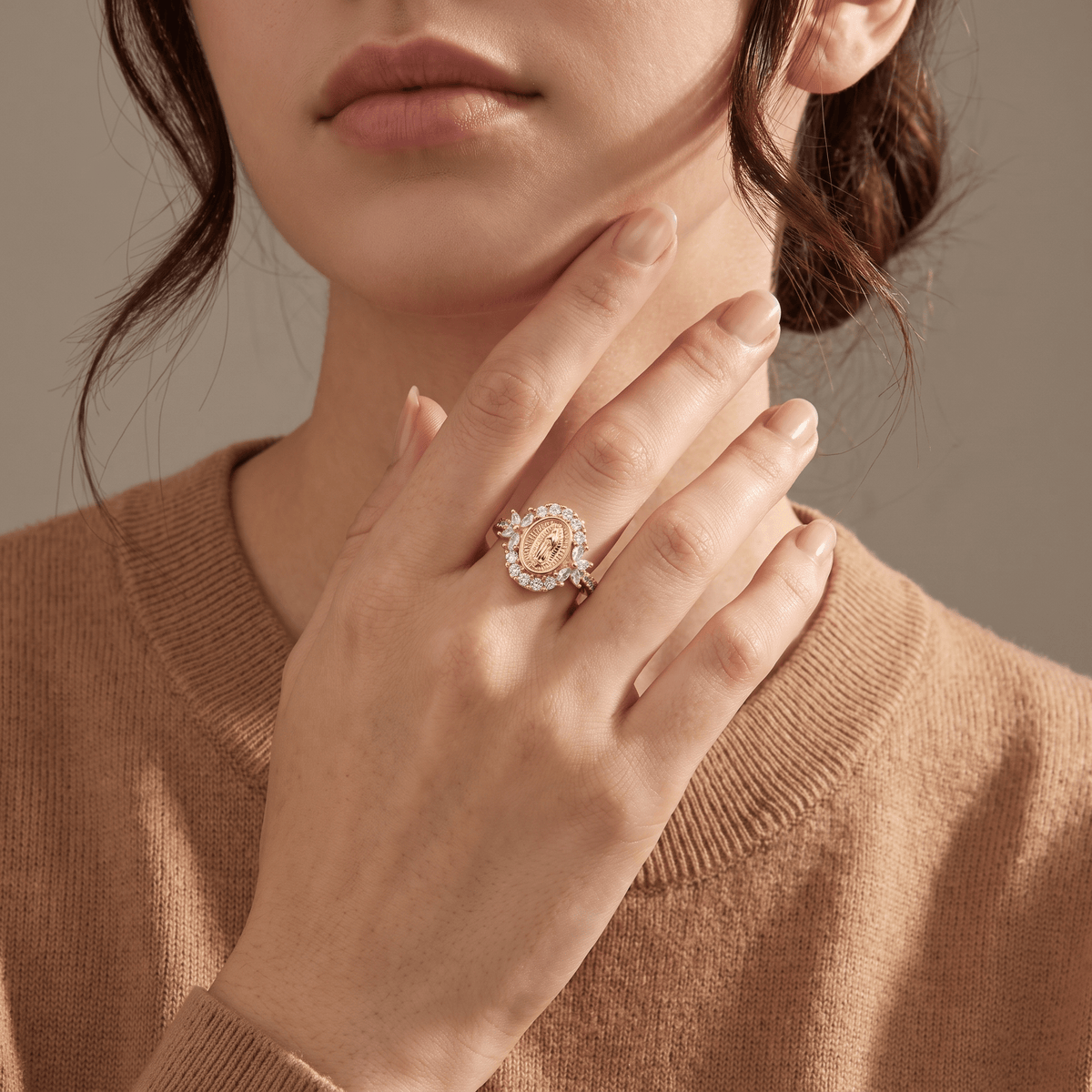 Virgin Mary Emblem Ring - Sunday&Stone
